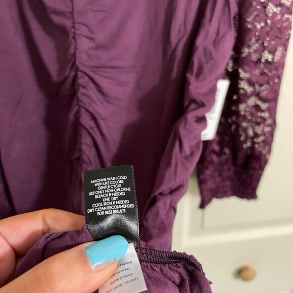 Torrid Womens NWT Super Soft Lace Bishop Sleeve Purple Ruched Top Size 3X - Picture 9 of 10